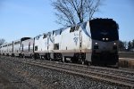 "California Zephyr" rolls east